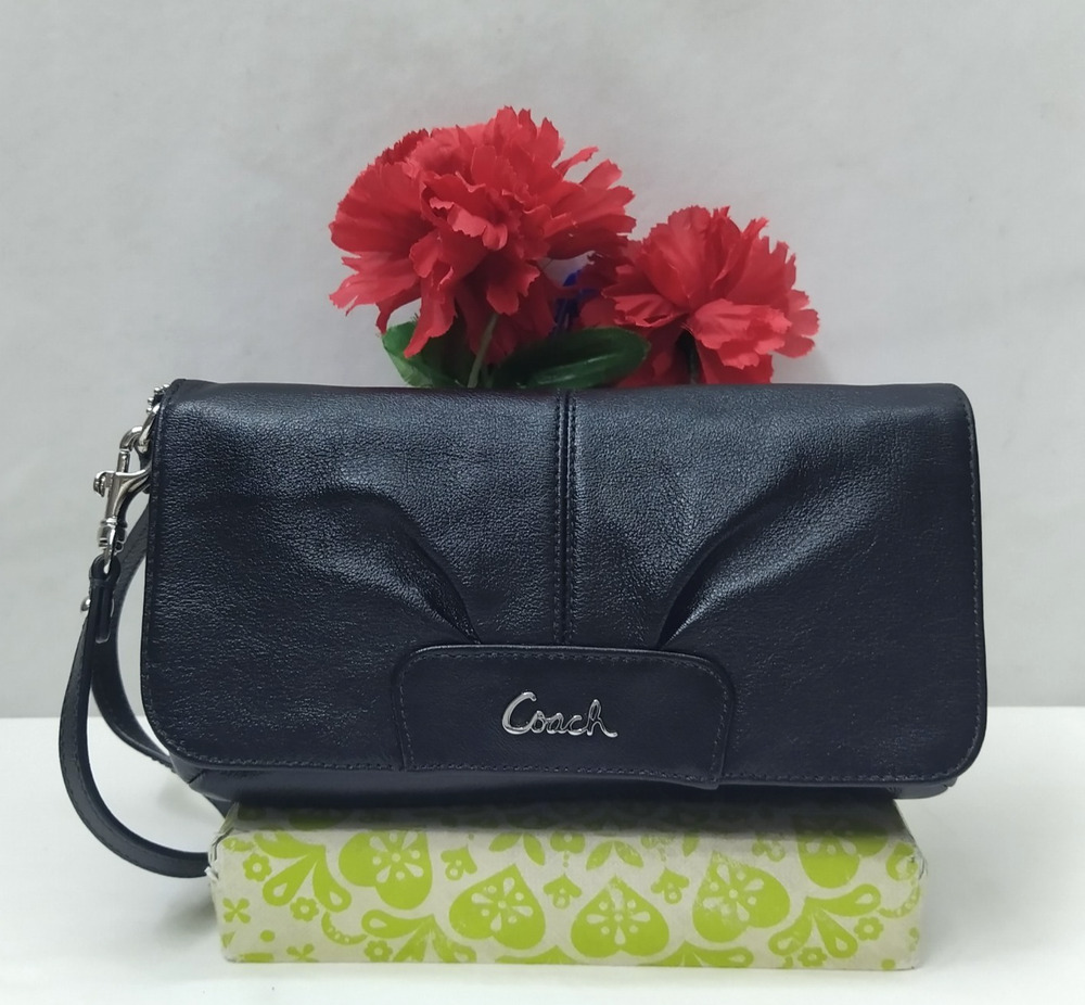 Coach Ashley Black Leather Flap Closure Credit Card Wristlet - Wallet